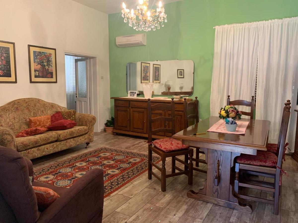 Апартаменты Casa Caterina In Centro Sindia Экстерьер фото